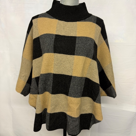 Note di Anita Mock Turtleneck Poncho – Size One Size - Picture 2 of 4